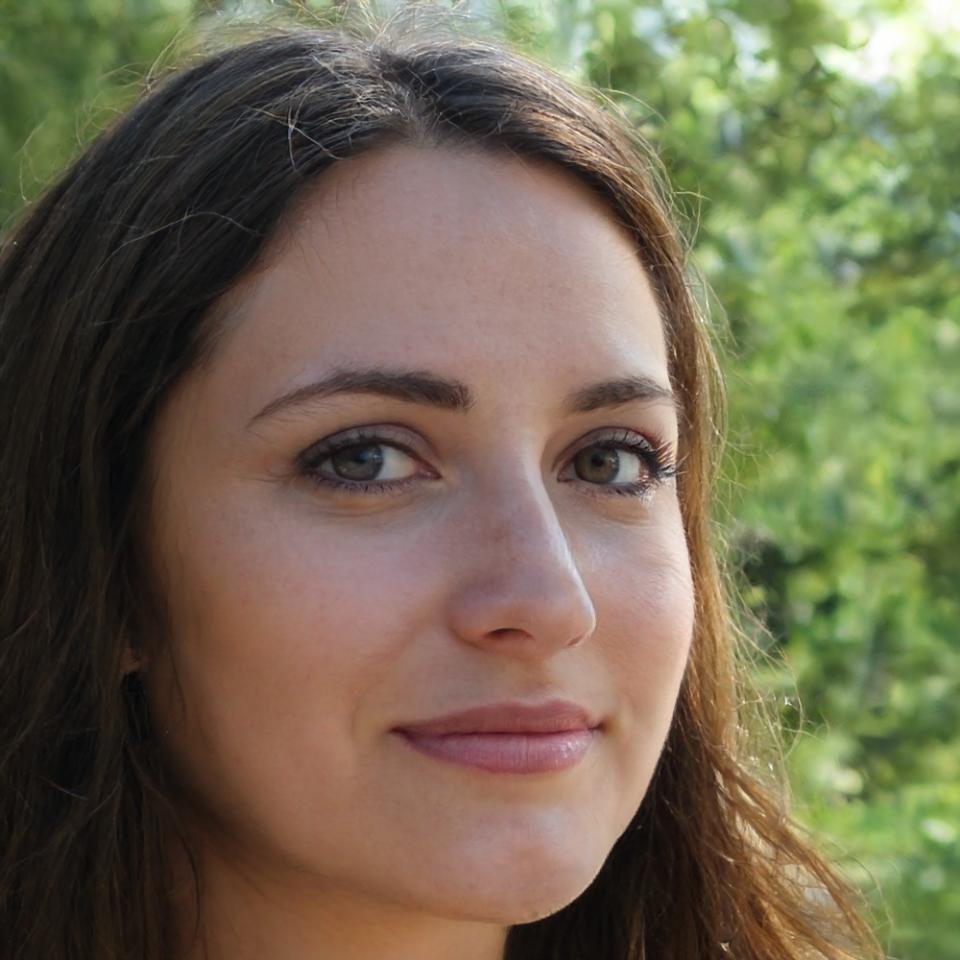 Experienced financial educator and capital allocation specialist